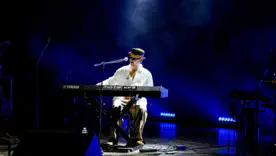 Певец Adam (Миша Клименко) в коме из-за редкой болезни — звезды собирают средства на лечение
