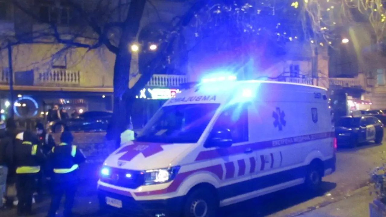 Одним ударом кулака відправив перехожого до лікарні: бійця ММА затримали