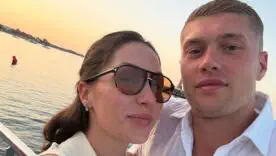 Артём Довбик с женой