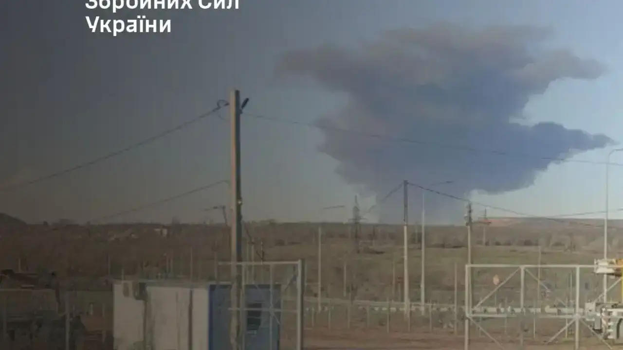 Рождественский огонёк: ВСУ устроили оккупантам праздничную иллюминацию на 2000 квадратных метров
