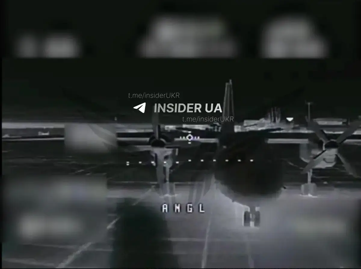 росіяни завдали ударів за допомогою дронів FPV по літаку Ан-26 у Миколаївській області та по вертольоту у Полтавській області