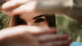 Культовые ресницы без переплат: честный гид по лучшим тушам Maybelline, которые заменят люкс