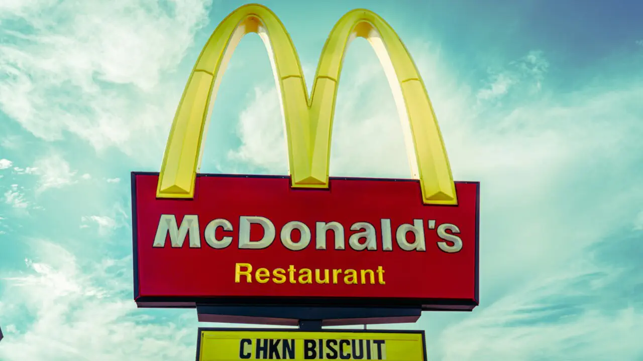 McDonald's, которого мы не знали: когда вместо Биг Мака подавали печёную фасоль