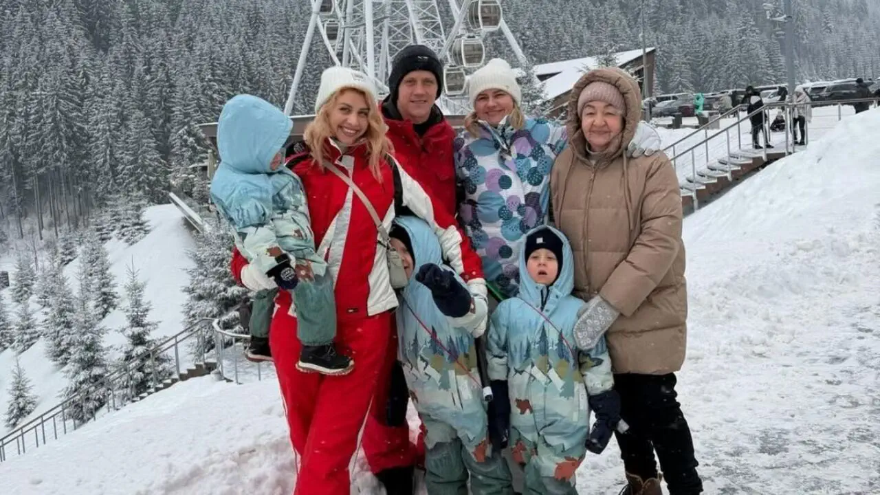 Иван Петряк с семьёй