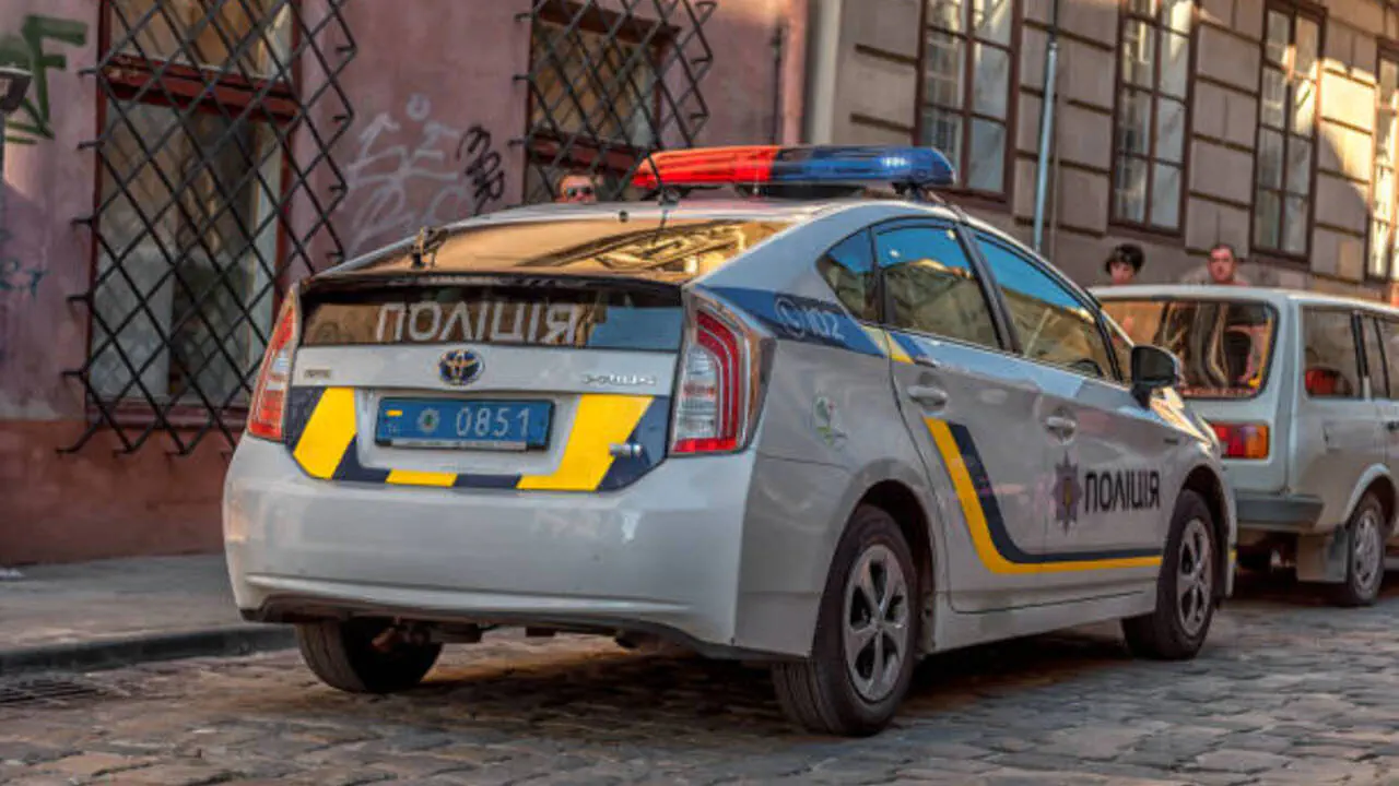 Заходи безпеки в енергетичній кризі: як поліція посилює контроль за порядком