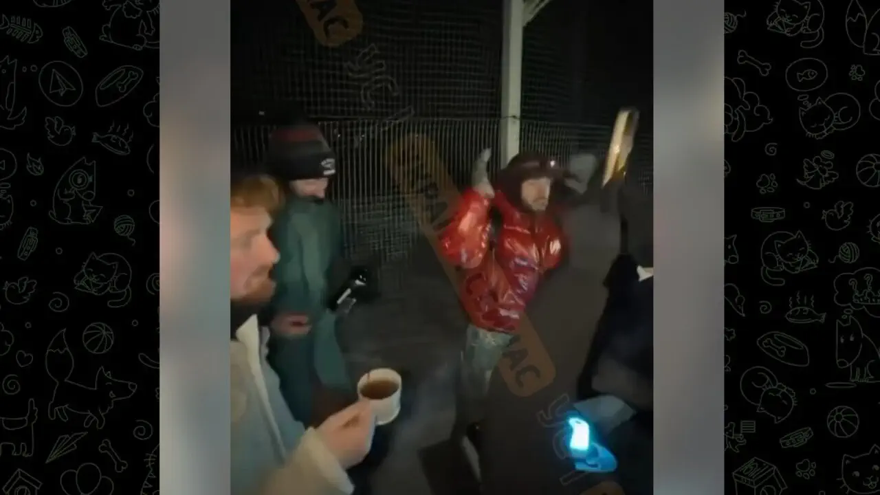 У Києві через тривалі відключення світла люди все частіше влаштовують «вечірки незламності»