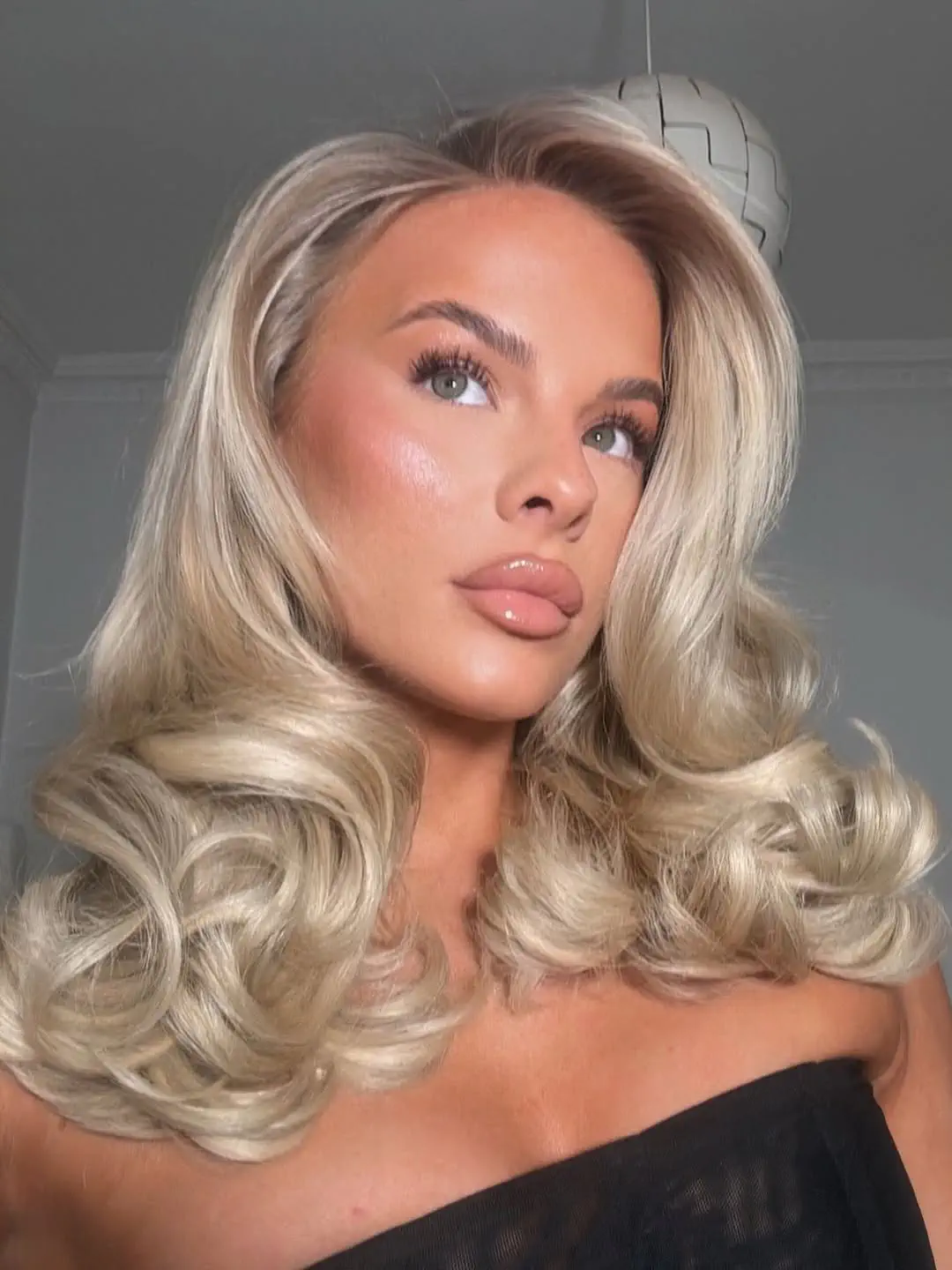 Фото: Instagram @livhudsonmakeup