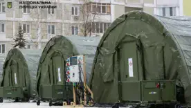 Полиция и ГСЧС на страже: как работают мобильные пункты помощи в Деснянском районе