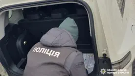 Вимагав 150 000 доларів з родини військового – на Хмельниччині поліція затримала зловмисника/Фото: Нацполіція