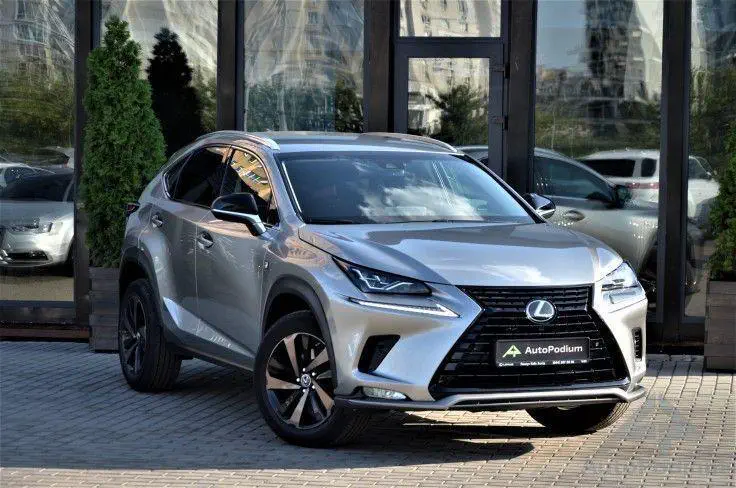 / Фото: Lexus 
