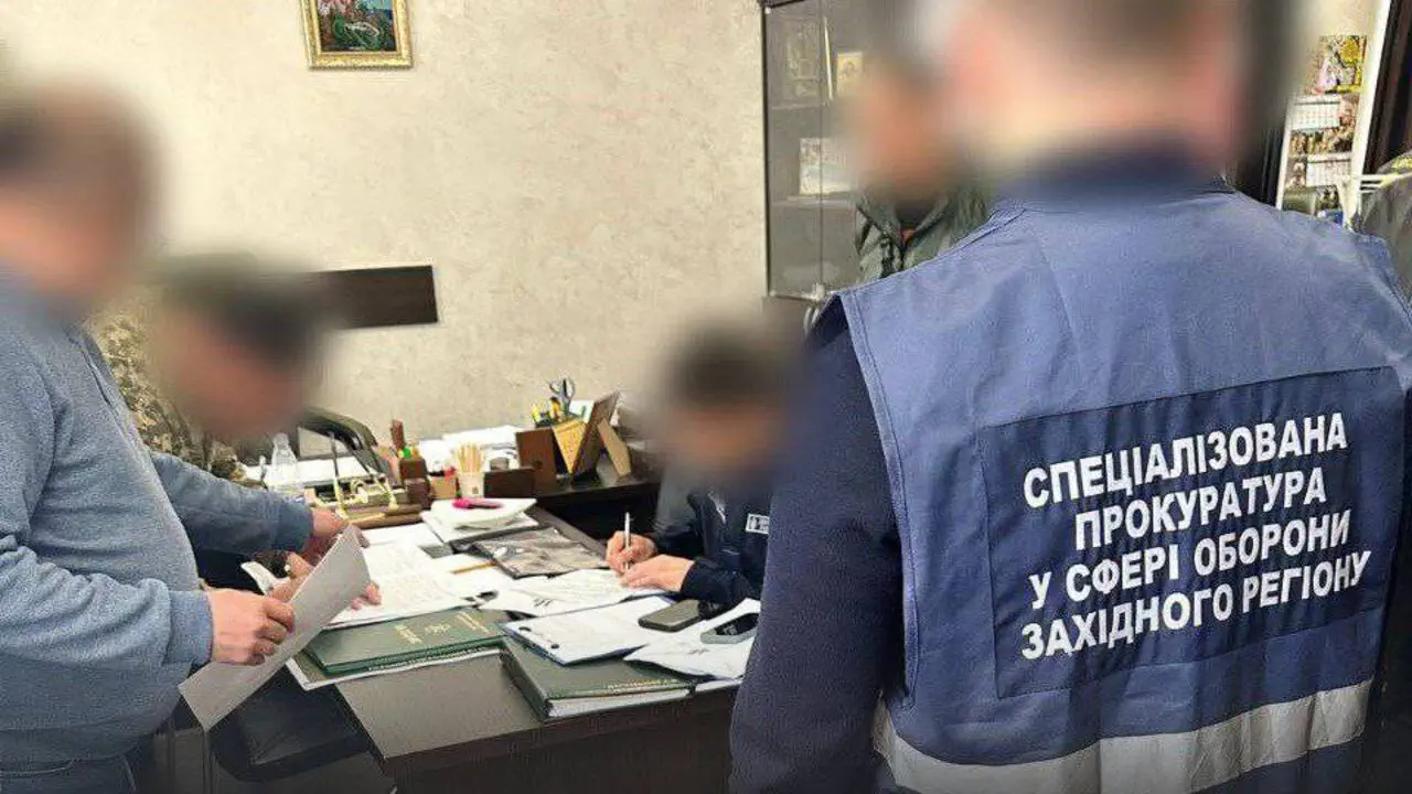 Проректор военной академии использовал солдат как строителей