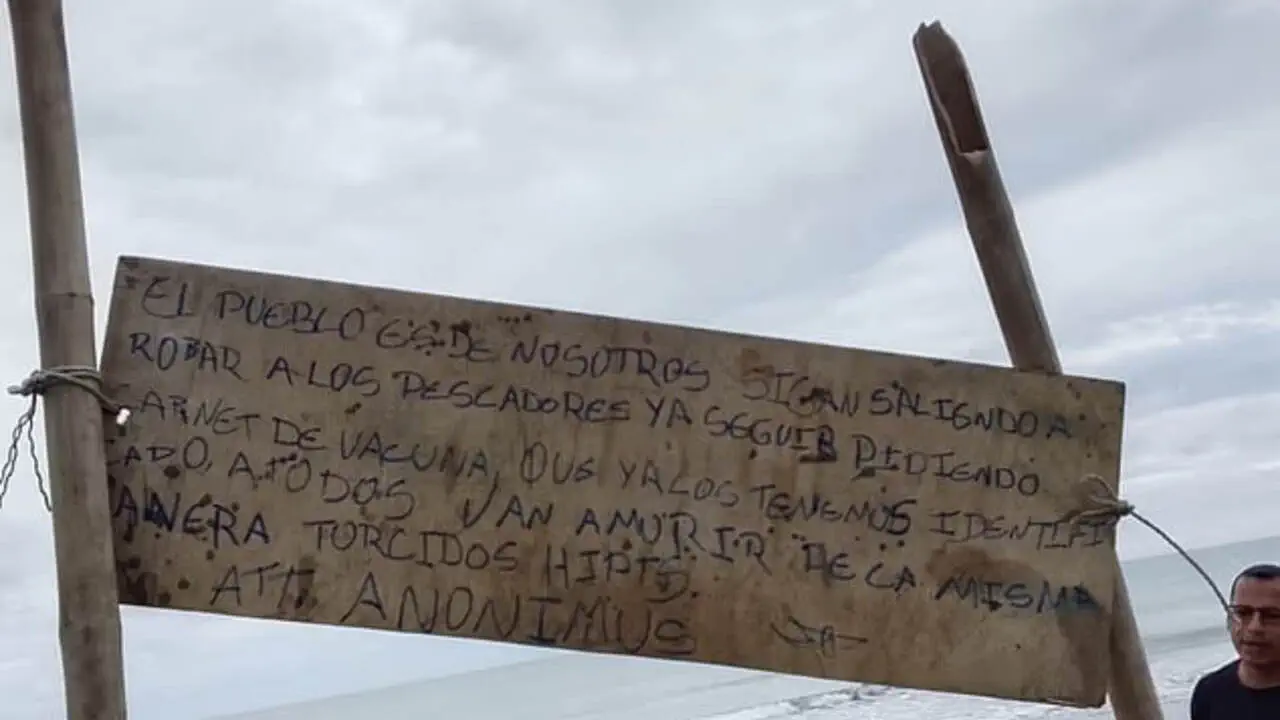 Рядом с надписью "воровать запрещено" нашли отрубленные человеческие головы