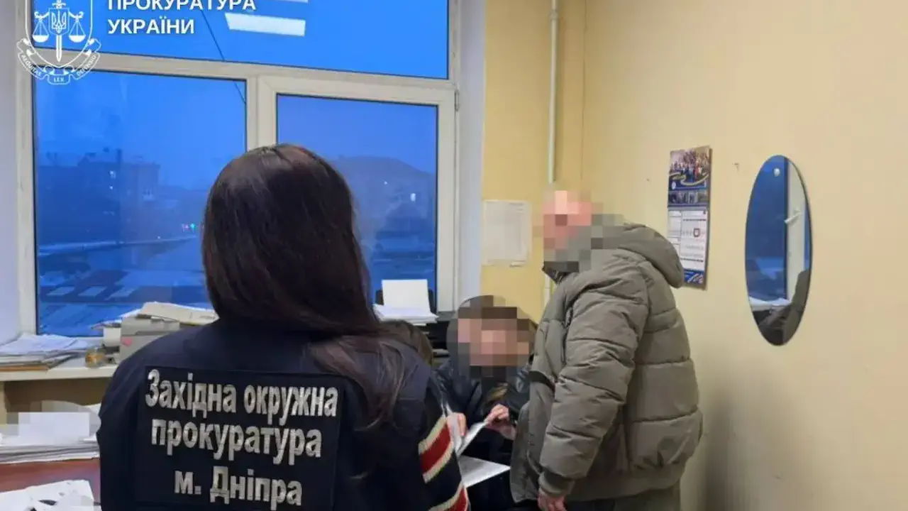 Сообщено о подозрении врачам из Днепра, которые по небрежности сломали ребенку руку