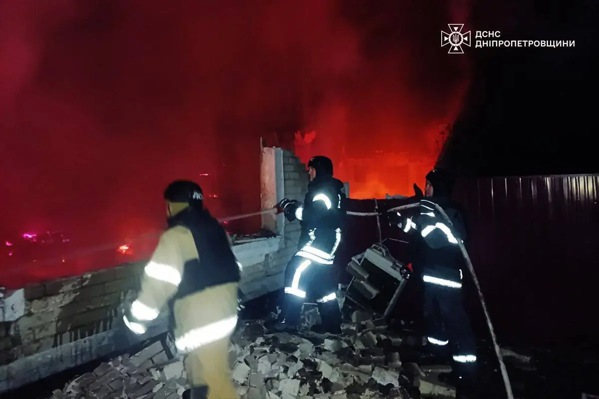 Последствия атаки Днепропетровской области/Фото: ГСЧС