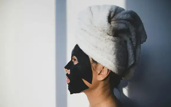 Секреты безупречной текстуры: как визуально уменьшить поры и улучшить состояние кожи