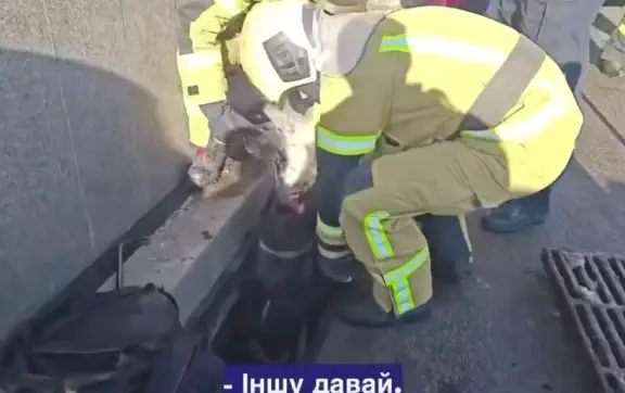 В Киеве спасли детей, заблудившихся в системе подземных коммуникаций