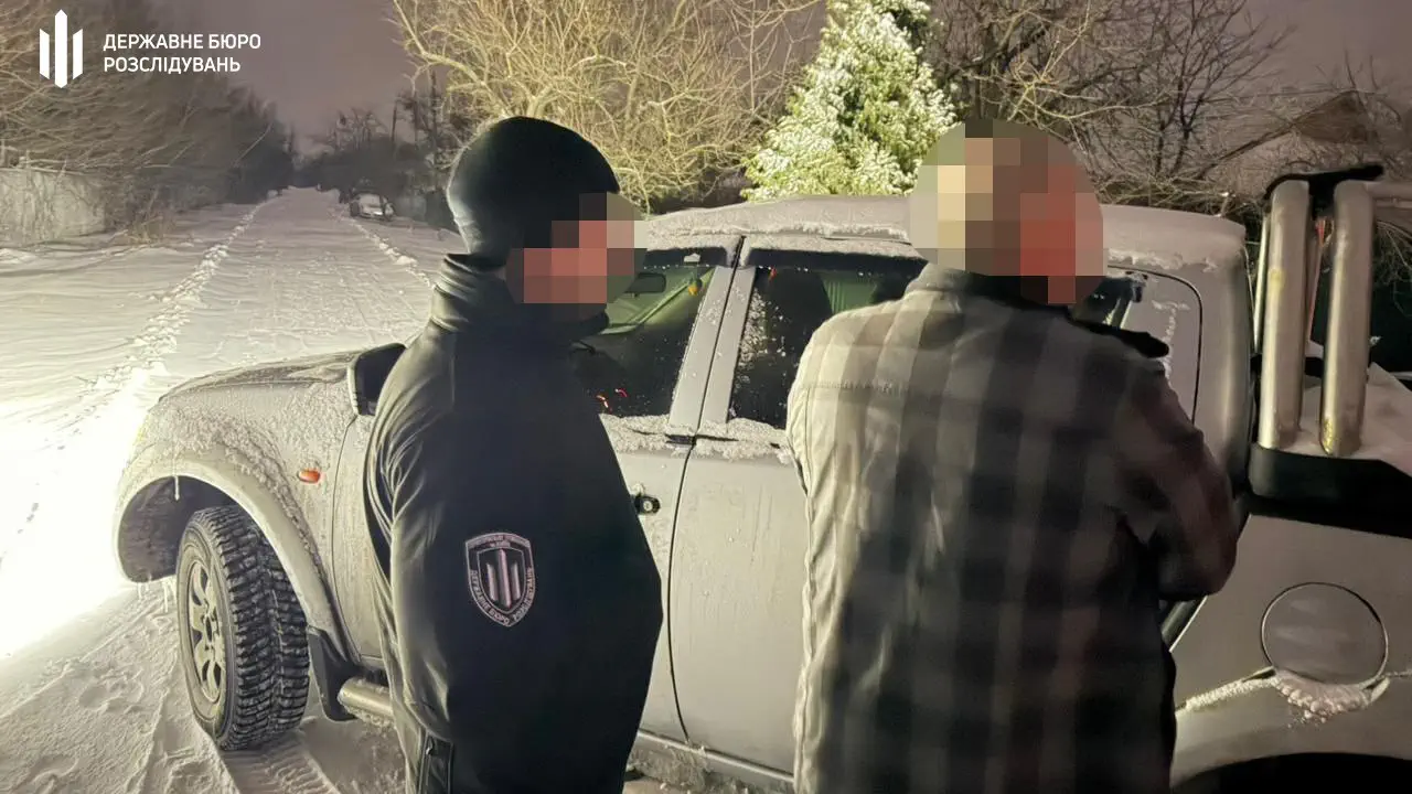 Солдати на колінах: ДБР розслідує жорстоке поводження командира