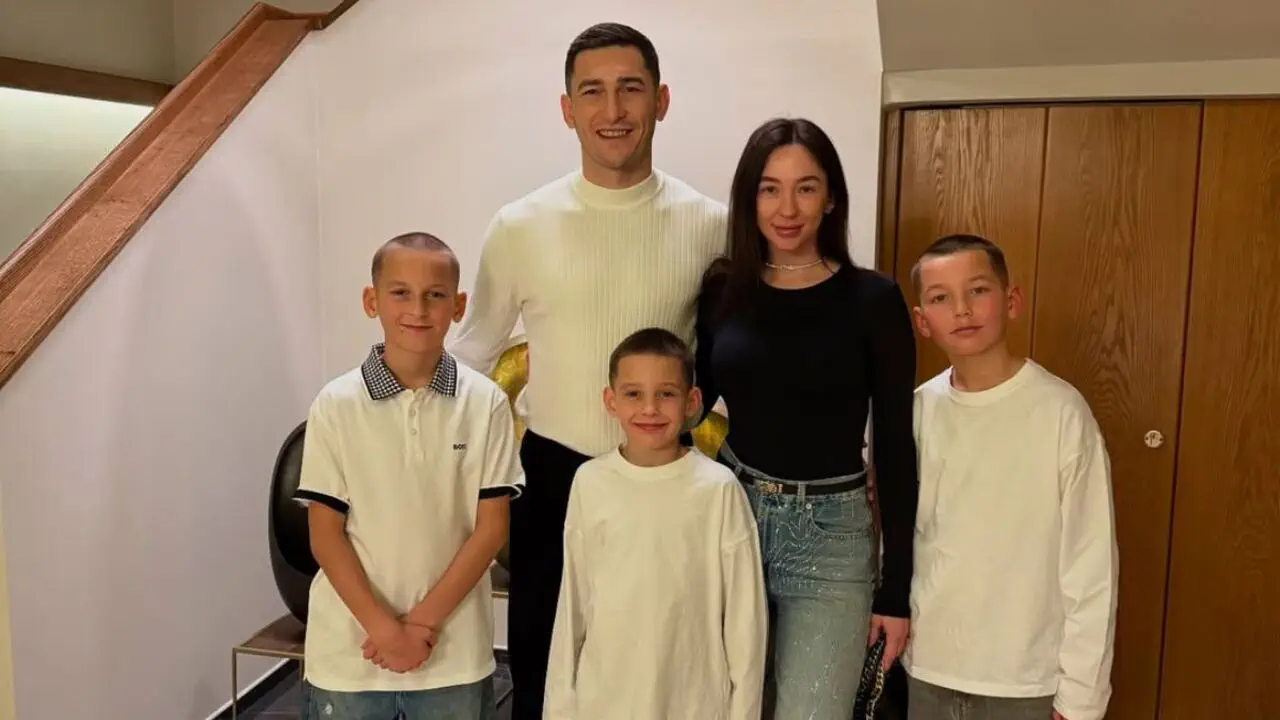 Тарас Степаненко з родиною