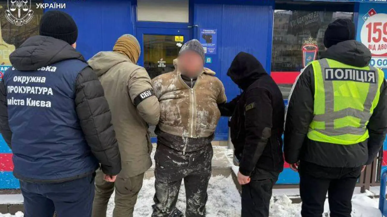 В Киеве задержали мужчину, который за $18 000 обещал «мобилизовать» осуждённую за ДТП