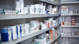 На українських АЗС офіційно дозволили продаж ліків: що відомо про постанову