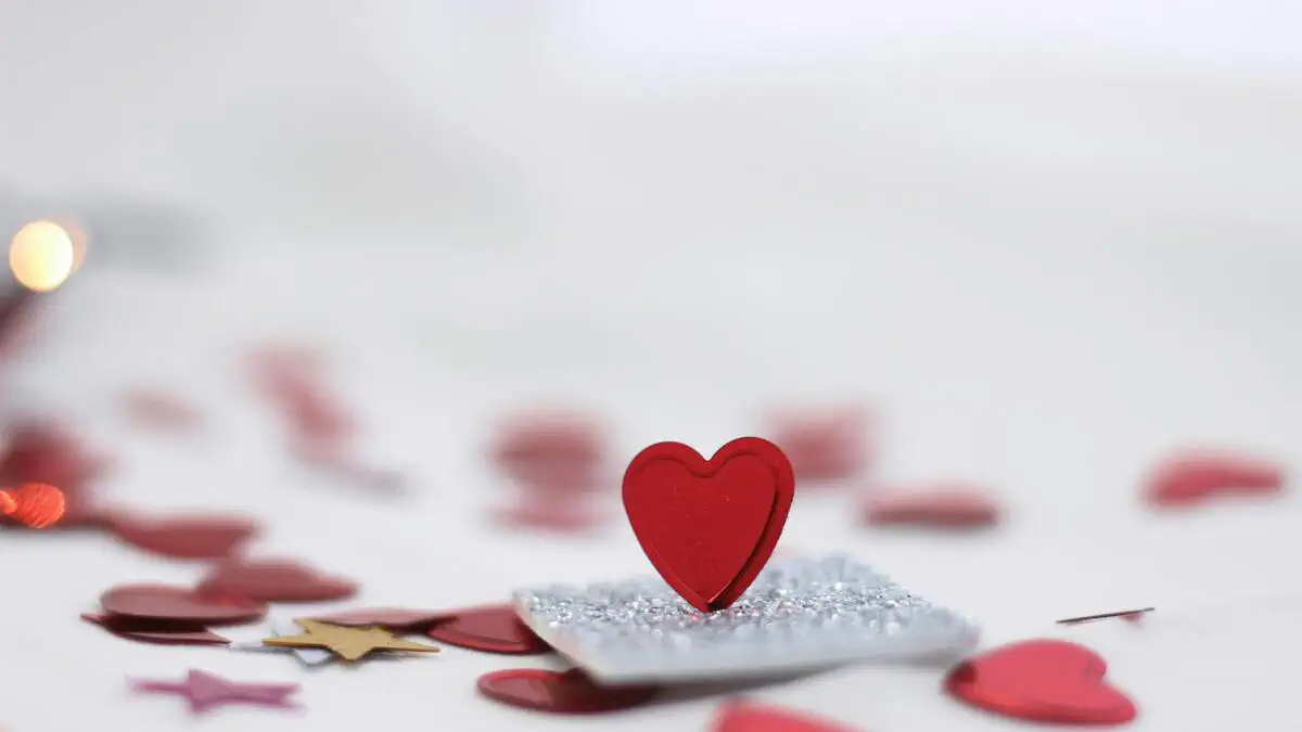 Психотерапевт объяснила, как одна ложная идея о любви может разрушить отношения