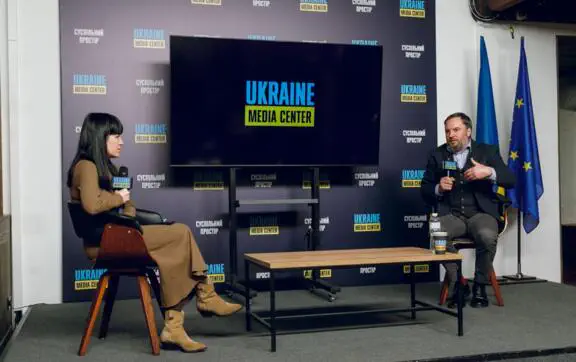 Украина сталкивается с топливной блокадой: что будет с ценами на АЗС