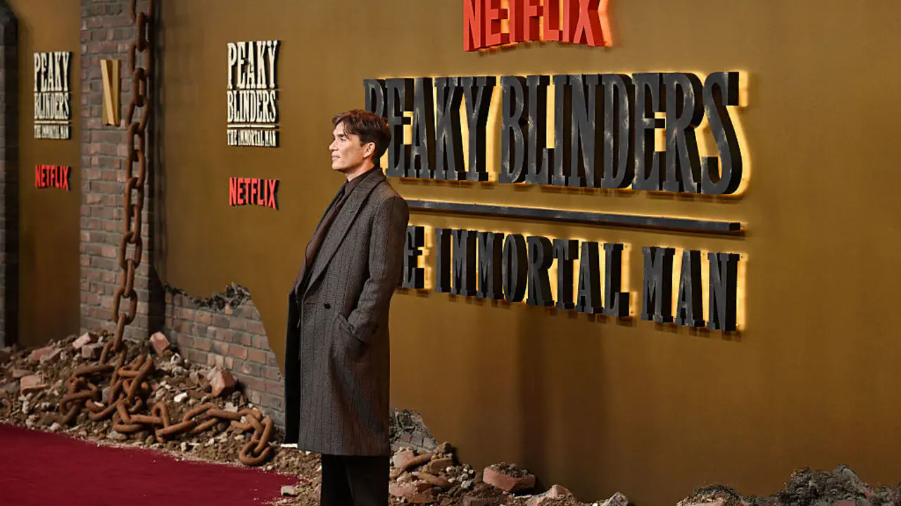 Netflix начал съёмки новых «Острых козырьков» — и клан Шелби возвращается в 1950-е