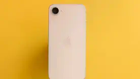 iPhone 17e vs iPhone 17: що обрати і чи варто переплачувати