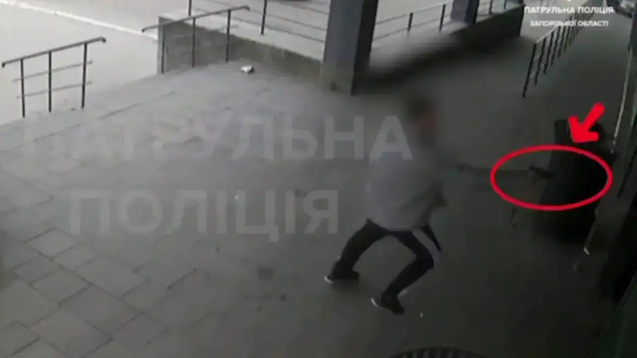 Нападение на патруль в Запорожье: полиция застрелила военного в СЗЧ