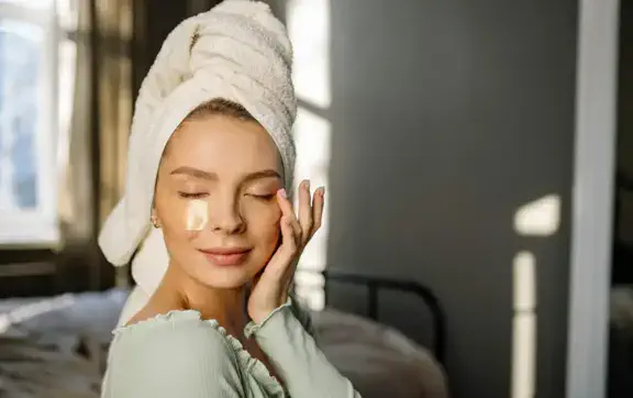 Тёмные круги под глазами: причины появления и 7 эффективных способов избавиться от них