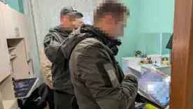 "Права під ключ" за 12 тисяч грн: судитимуть правоохоронця, який продавав посвідчення без іспитів