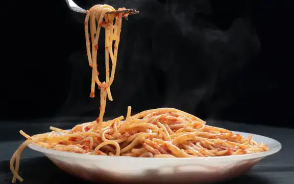 Паста в здоровом рационе: как готовить и с чем сочетать макароны, чтобы избежать скачков глюкозы