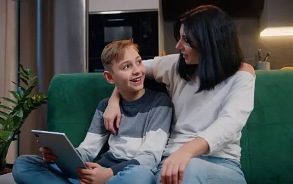 Материнство по календарю: месяцы с самым сильным инстинктом заботы