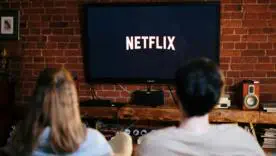 Шесть апрельских премьер Netflix, которые не дадут вам заскучать