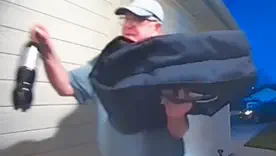 70-річний кур’єр купив напій — і йому зібрали понад $30 тисяч