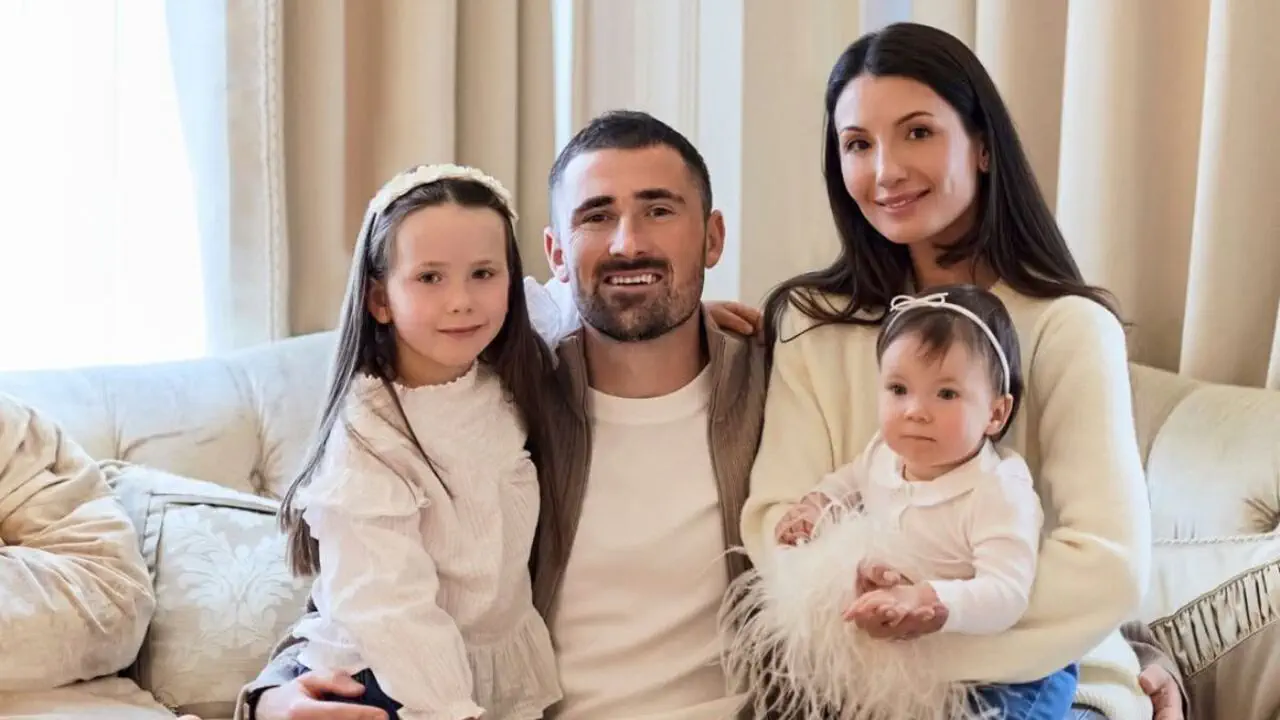 Іван Калюжний з родиною