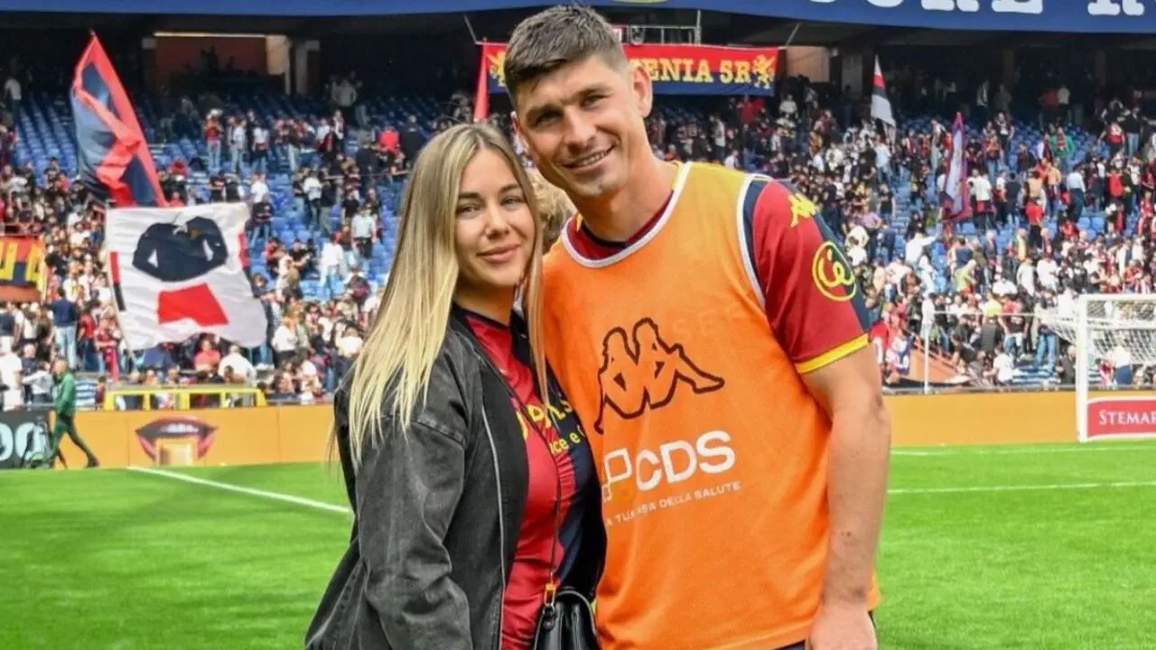 Руслан Малиновский с женой
