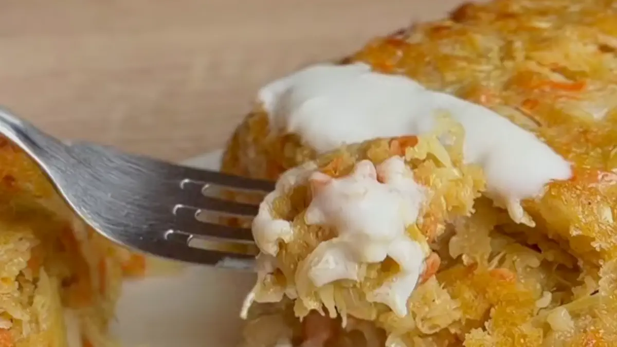 Капуста больше не пропадёт зря: самый простой домашний пирог