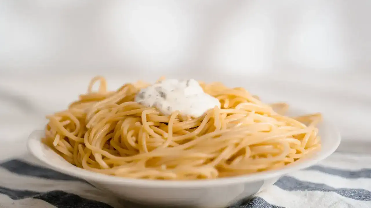 Секреты идеального al dente: как правильно варить пасту и что делать, если она недоварена