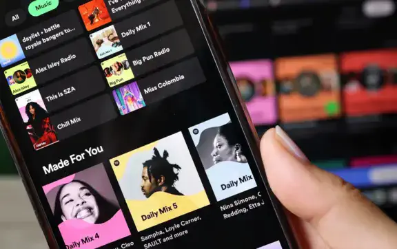 Какие альбомы и исполнители стали абсолютными лидерами за 20 лет существования Spotify