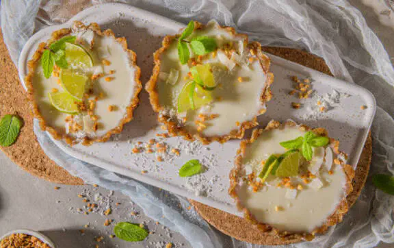 Десертный фуршет: три рецепта, которые сделают ваш праздник незабываемым