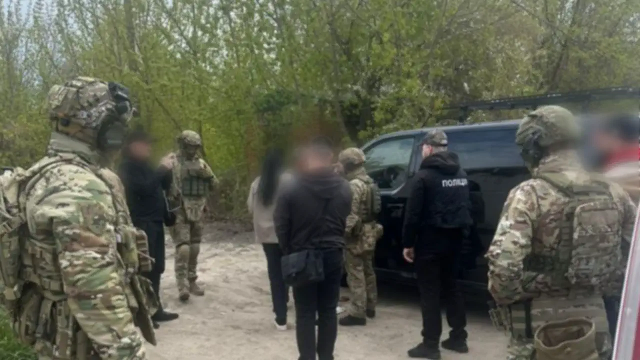 У Вінниці затримали чоловіка, який розбещував підлітків 