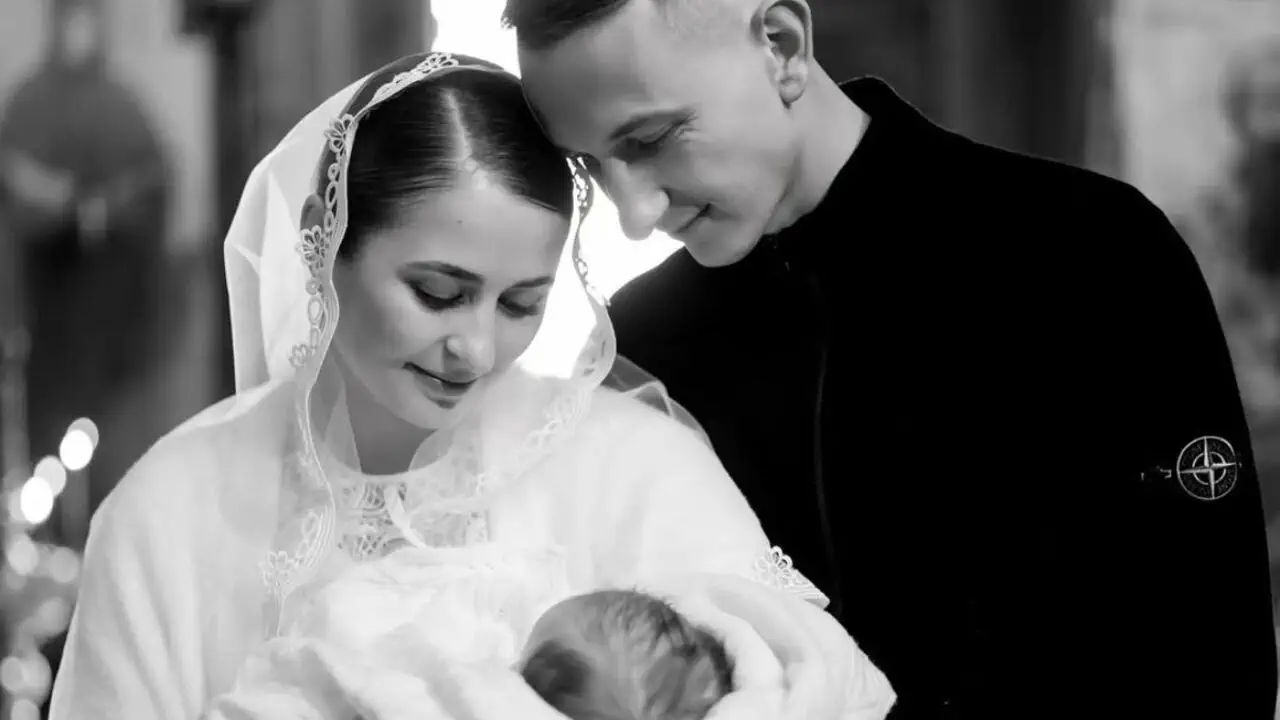 Дмитро Різник з дружиною та донькою