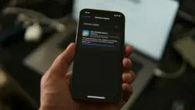 Что произойдет, если вы никогда не обновите свой iPhone? (Спойлер: ничего хорошего)