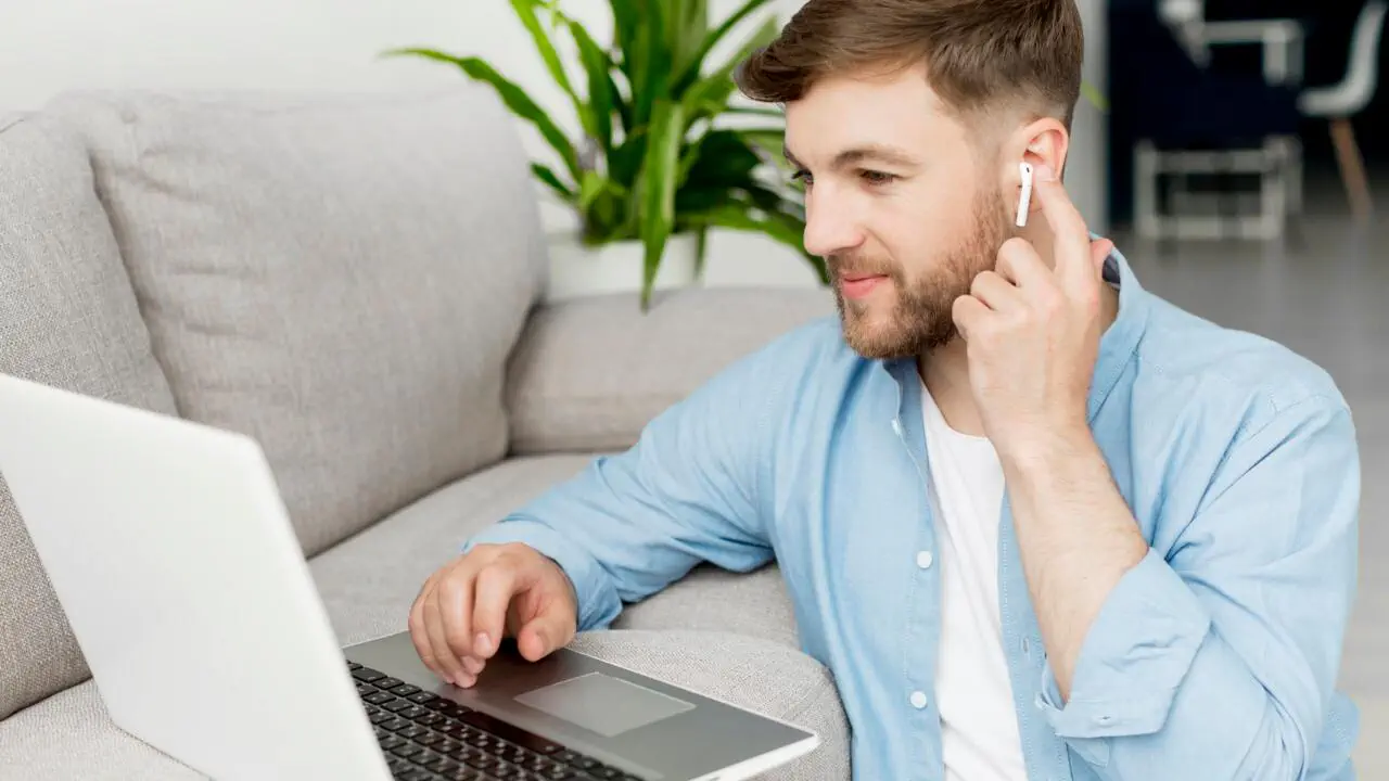 Почему Bluetooth отключается