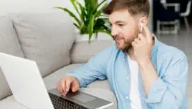 Чому Bluetooth відключається 