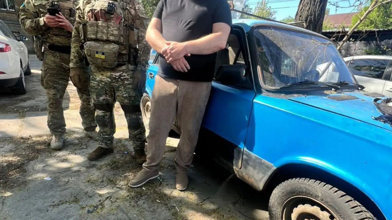 Столичні оперативники вилучили кілограм кокаїну в учасника банди «Двадцятівські»