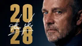 Официально: «Барселона» продлила контракт с Ханси Фликом до 2028 года