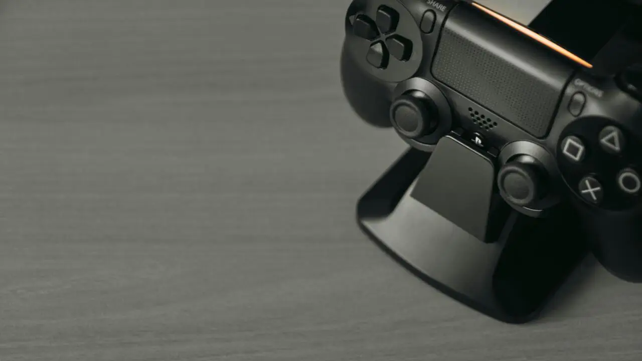 PlayStation Plus повышает цены и одновременно расширяет библиотеку
