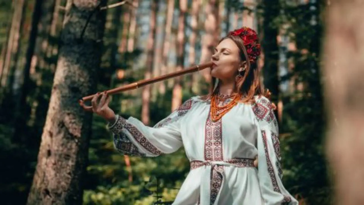 Дожди и грозы не помешают: какой будет погода на День вышиванки в Украине